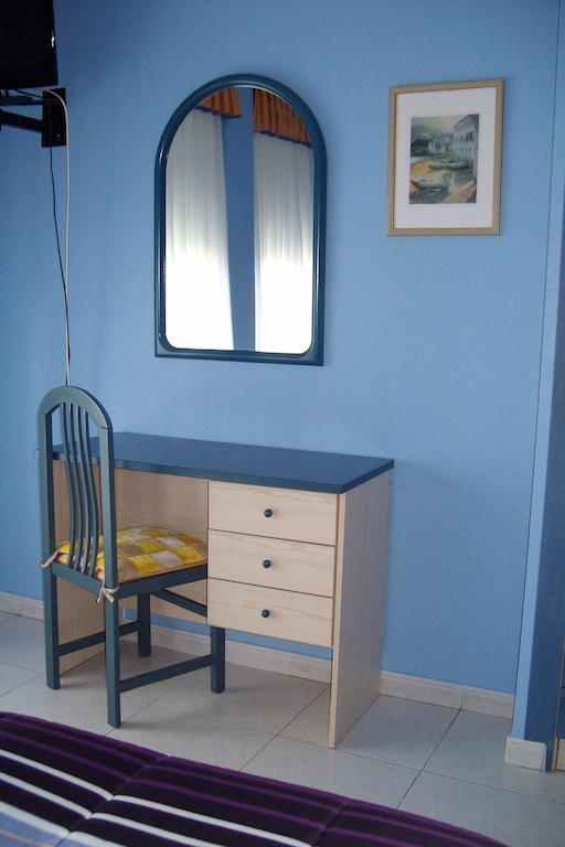 Hospedaje Argoños Habitación foto